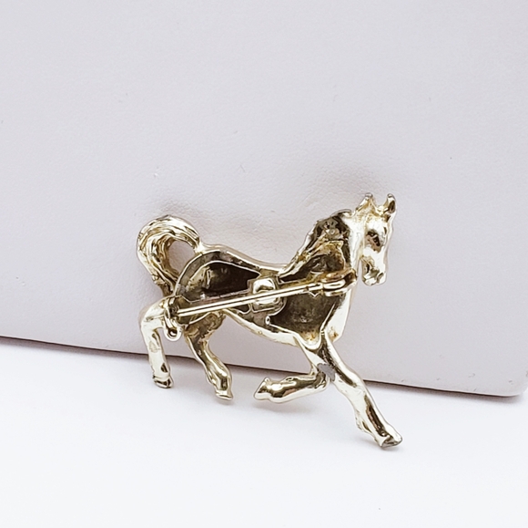Cute Stallion Horse Brooch Gold Tone - Picture 2 of 4